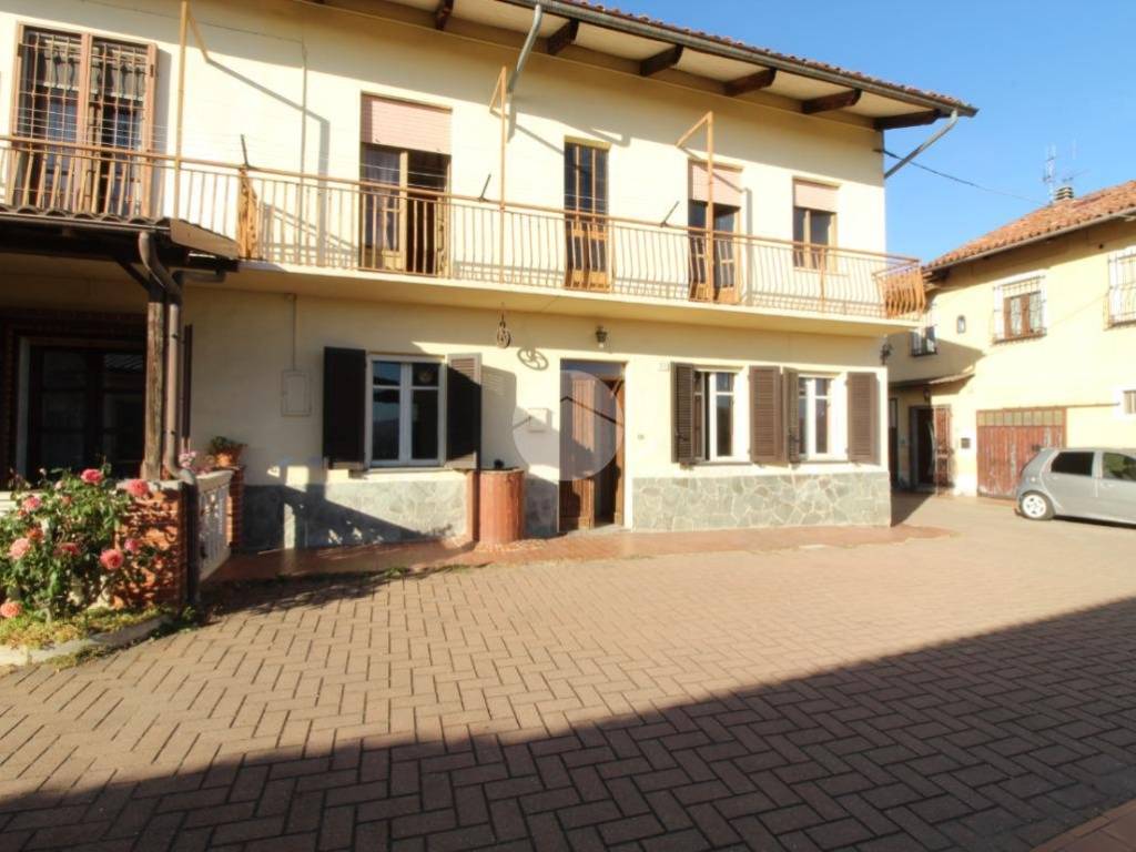 Rustico / casale a Monticello d'alba in Via rossesio, 38 - Foto 2