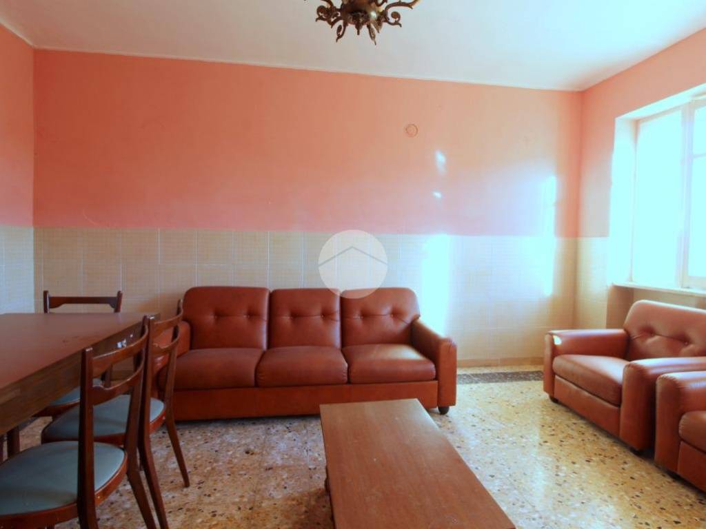 Rustico / casale a Monticello d'alba in Via rossesio, 38 - Foto 5