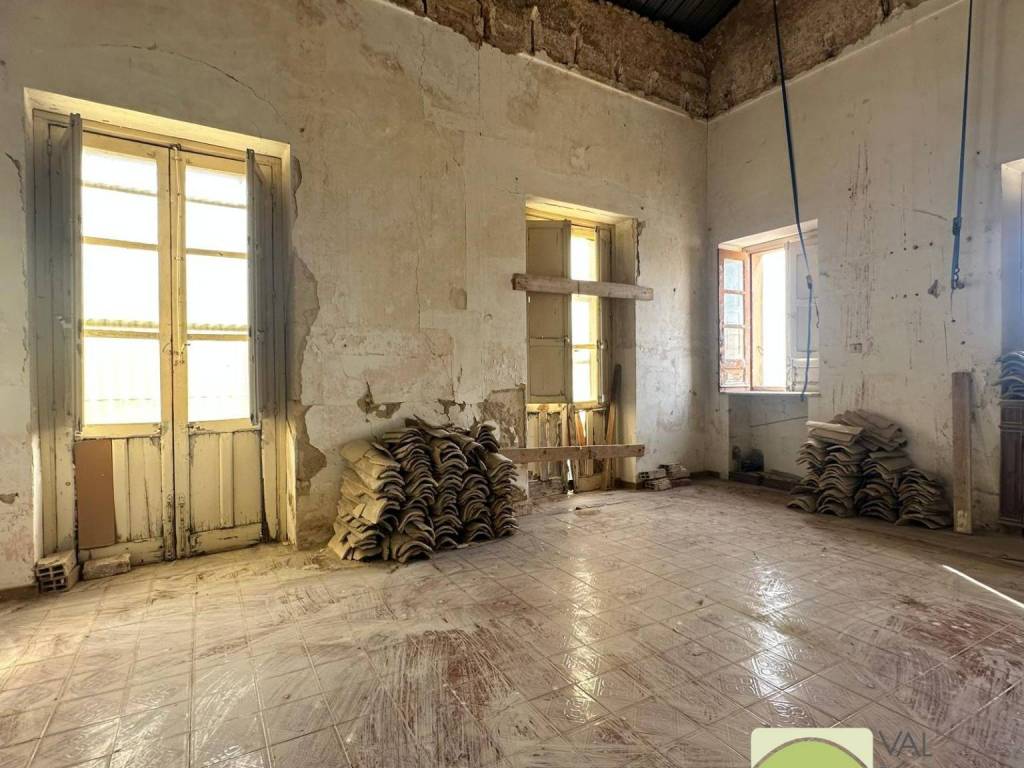 Appartamento a Noto in Via Mariannina Coffa - Foto 4