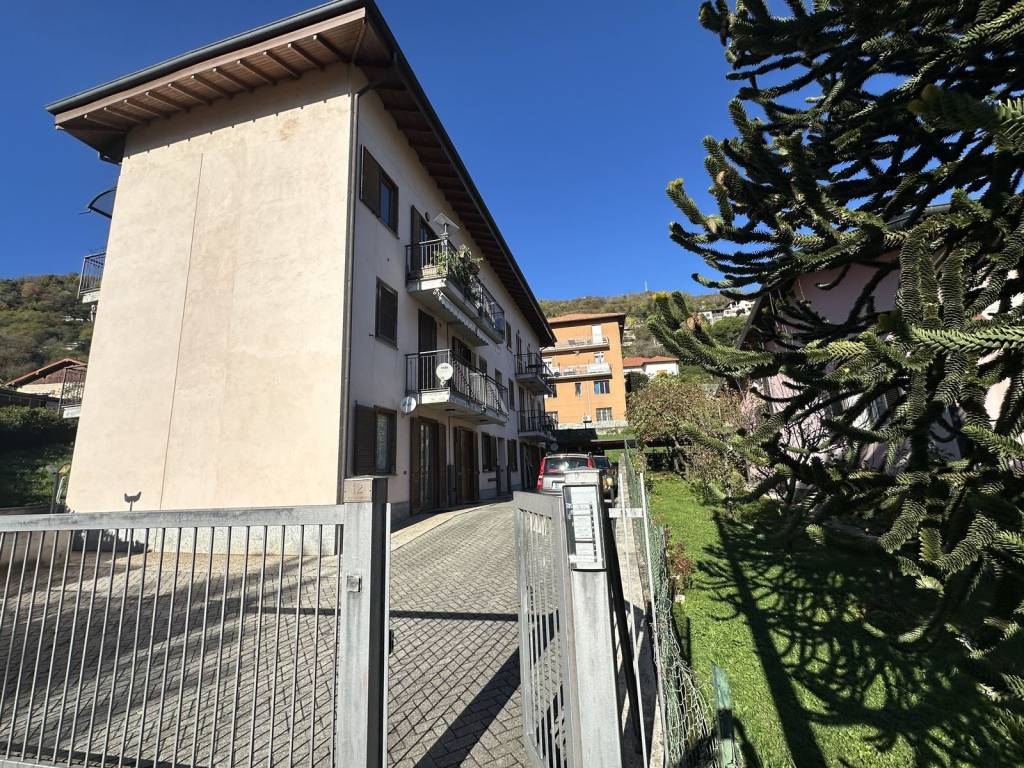 Appartamento a Gravedona ed uniti in Via Giussanico - Foto 3