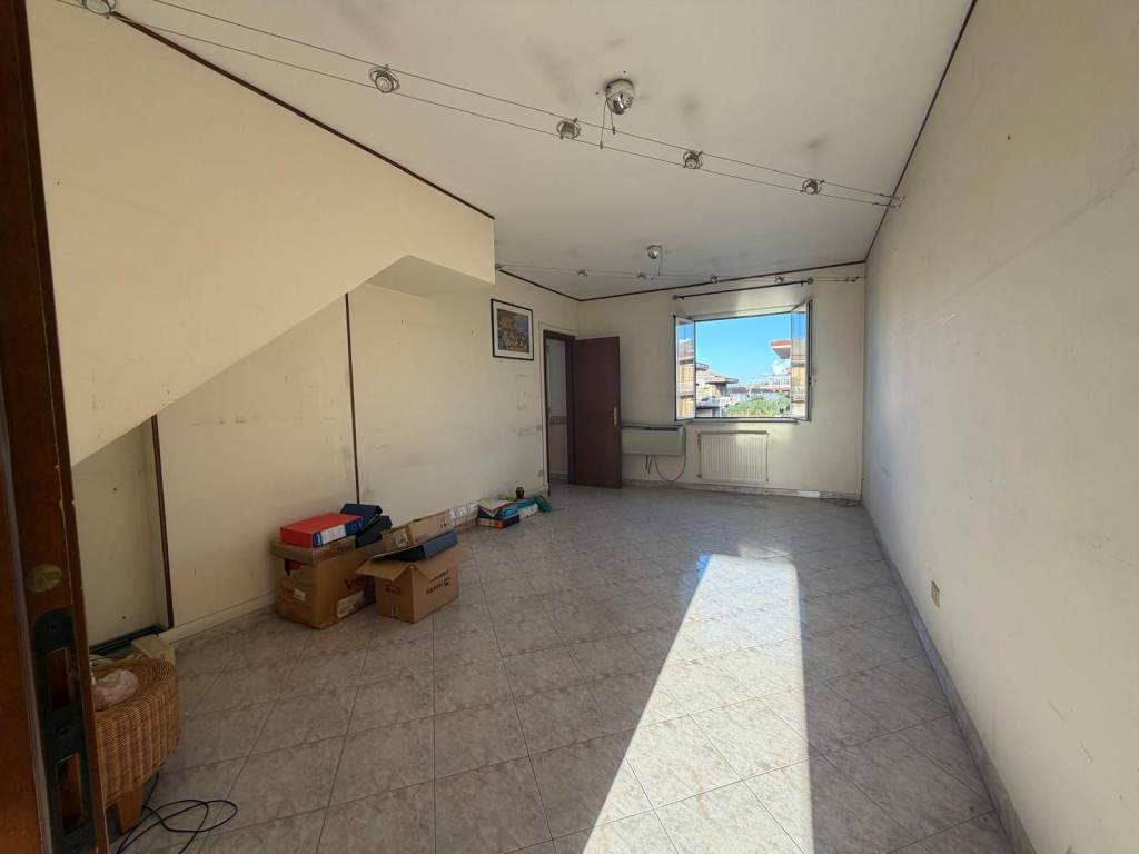 Appartamento a Ciampino in Via Lucrezia Romana - Foto 3