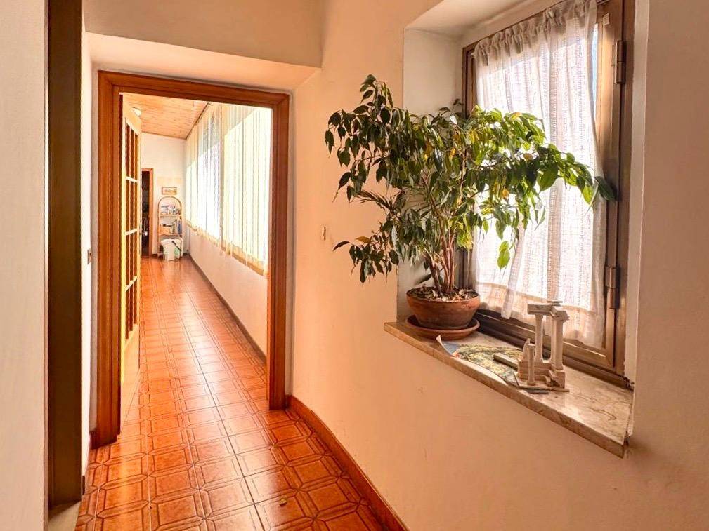 Casa indipendente a Tivoli in Via Nazionale Tiburtina, 222 - Foto 4