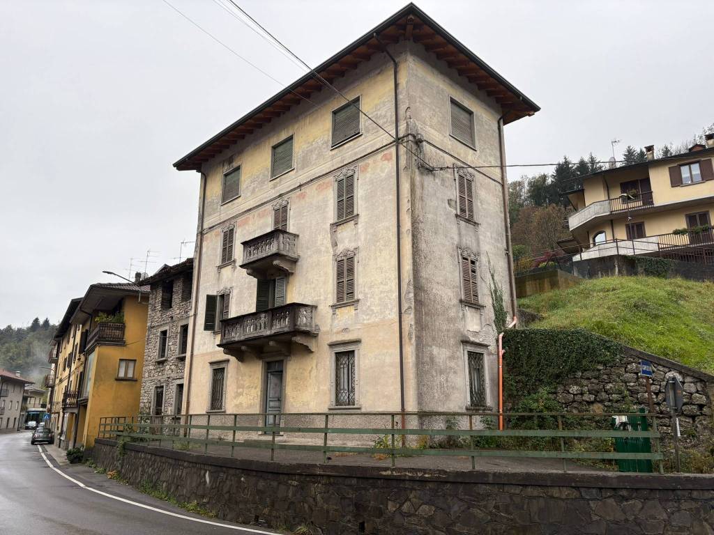 Palazzo / stabile a Capizzone - Foto 2