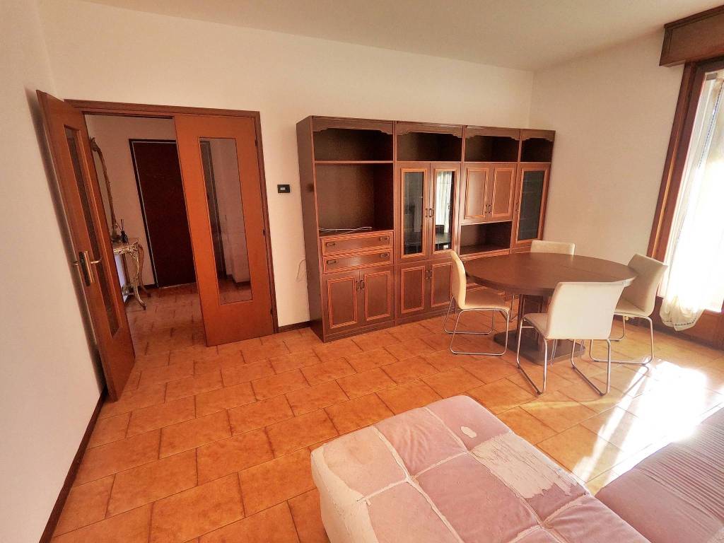 Appartamento a Fidenza in Via Trento - Foto 3