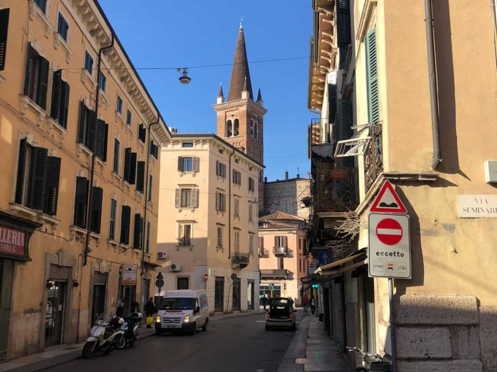 Appartamento a Verona in Via Seminario, 1 - Foto 3