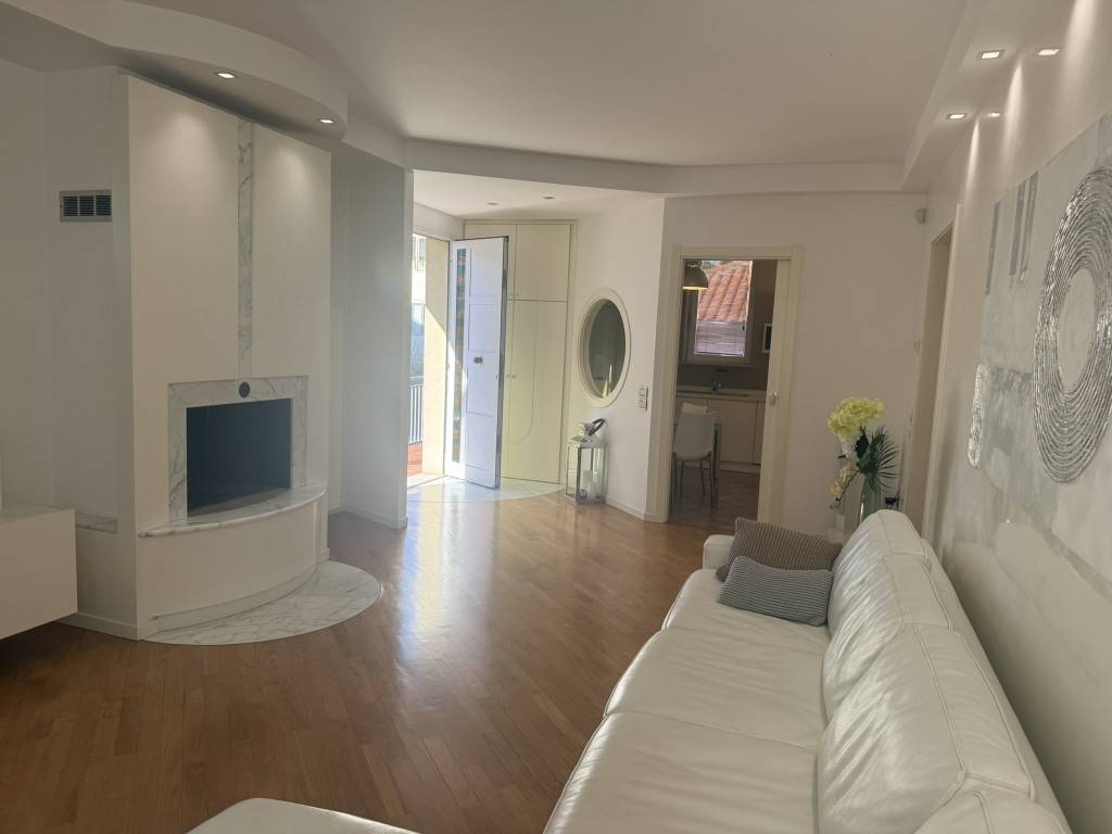 Appartamento a Riccione in Viale Ventimiglia - Foto 3