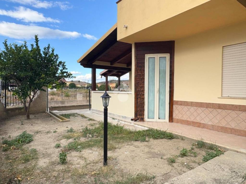 Villa a Botricello in Via De Gasperi - Foto 2