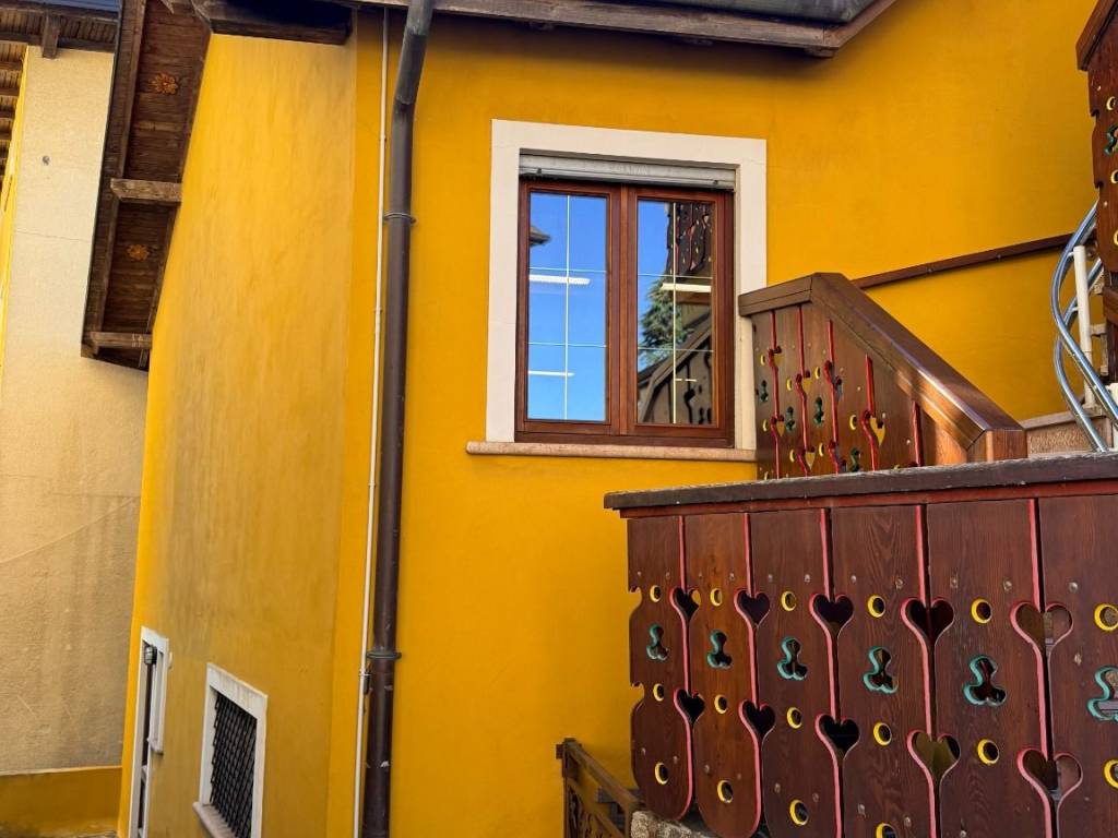 Casa indipendente a Roana in Via Armistizio, 32 - Foto 2
