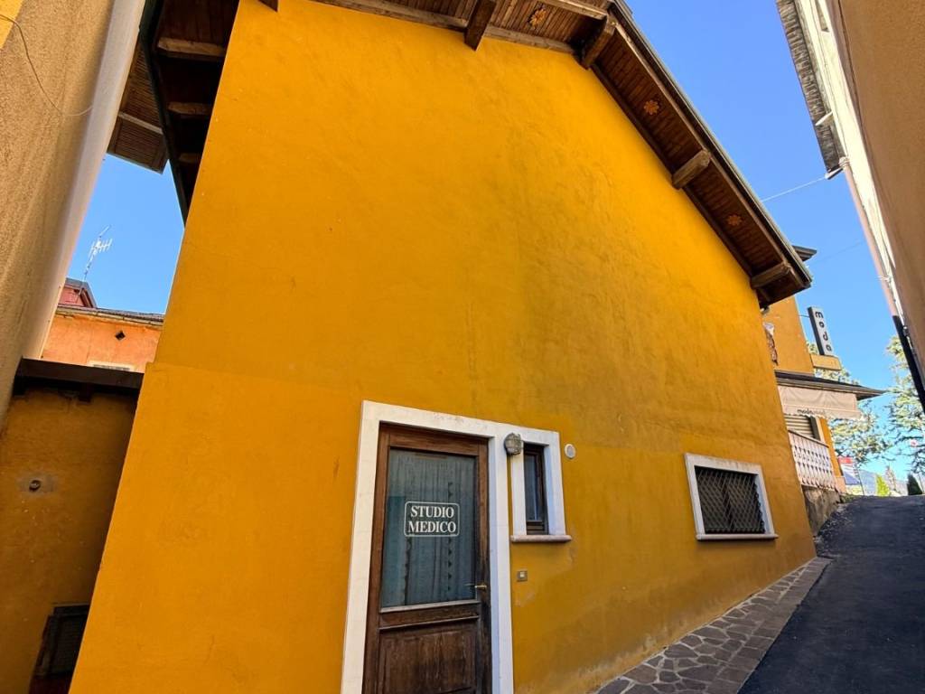 Casa indipendente a Roana in Via Armistizio, 32 - Foto 3