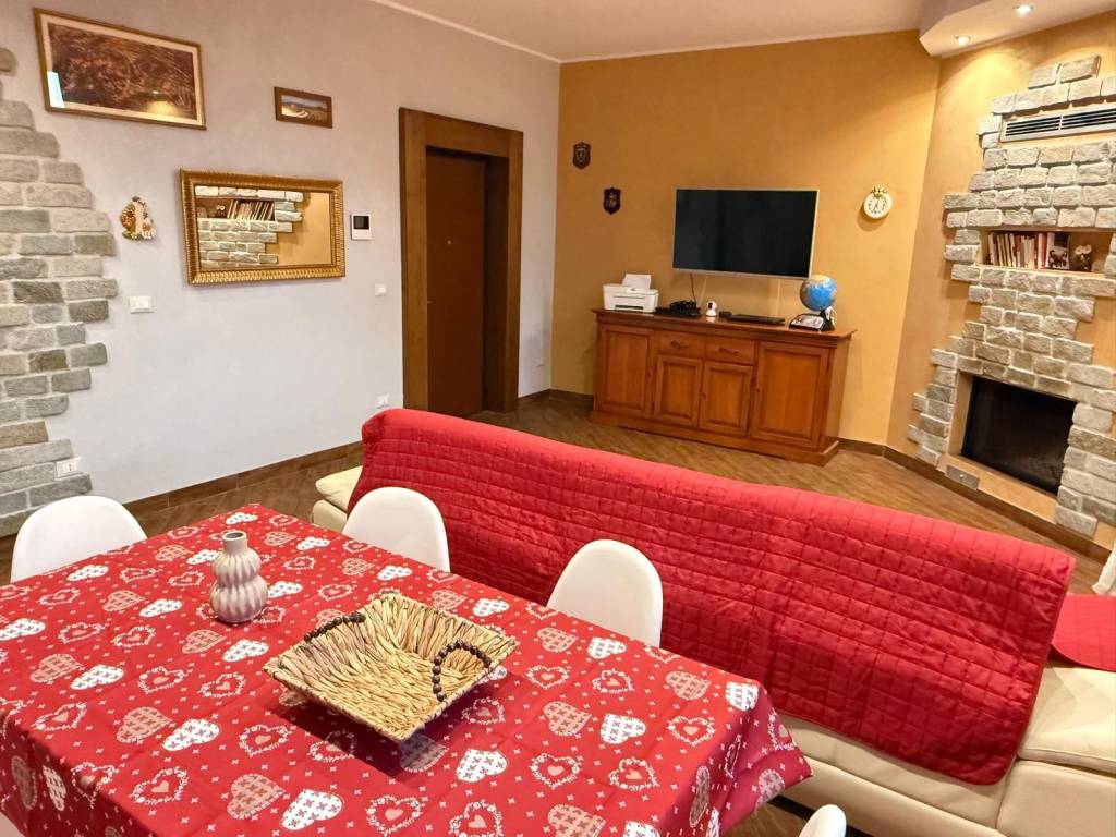 Appartamento a Gallarate in Via Ettore Fieramosca, 8 - Foto 3