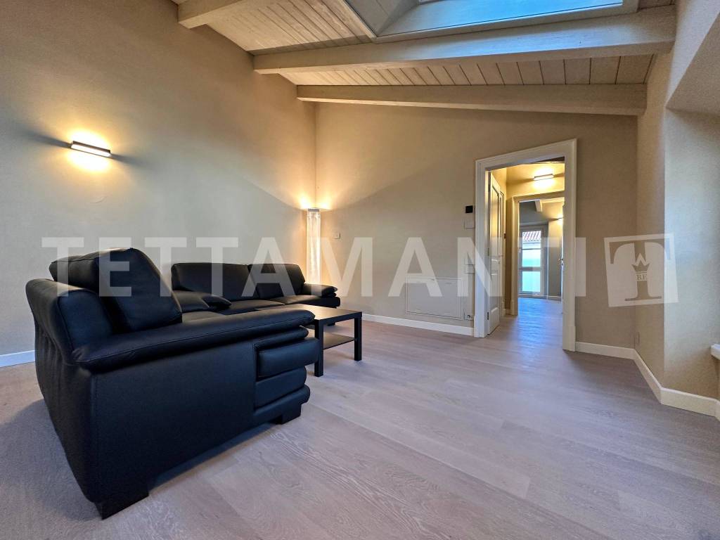 Appartamento a Como in Via Alessandro Volta, 85 - Foto 4