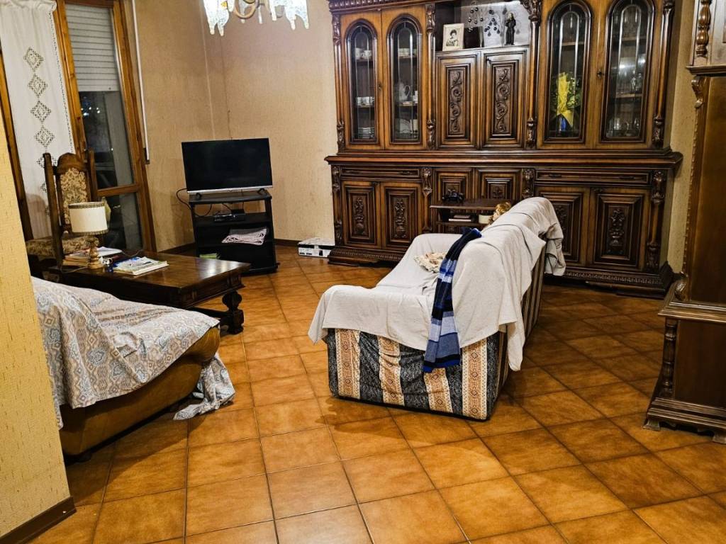 Appartamento a Vaiano in Via Giulio Braga - Foto 2