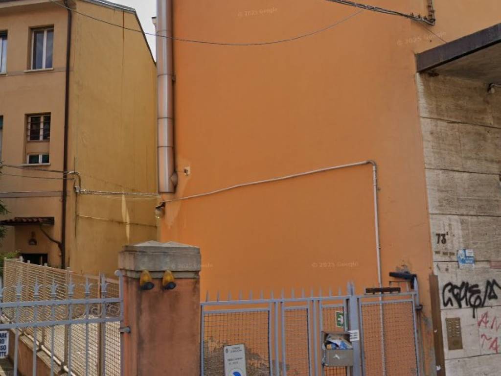 Box / garage a Bologna in Via Giuseppe Massarenti, 75 - Foto 3