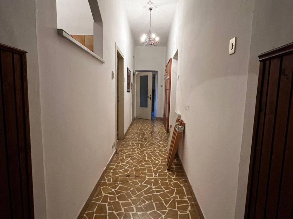 Appartamento a Levico terme in Via Travaia - Foto 4