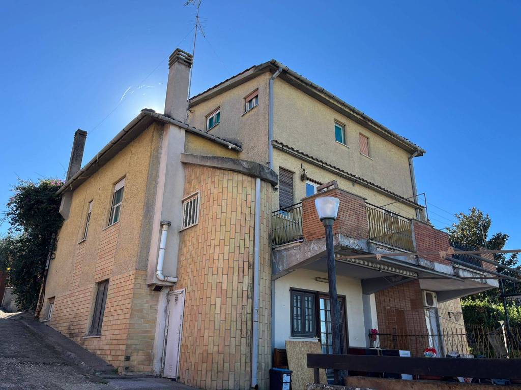 Villa a Mentana in Via Volturno - Foto 3