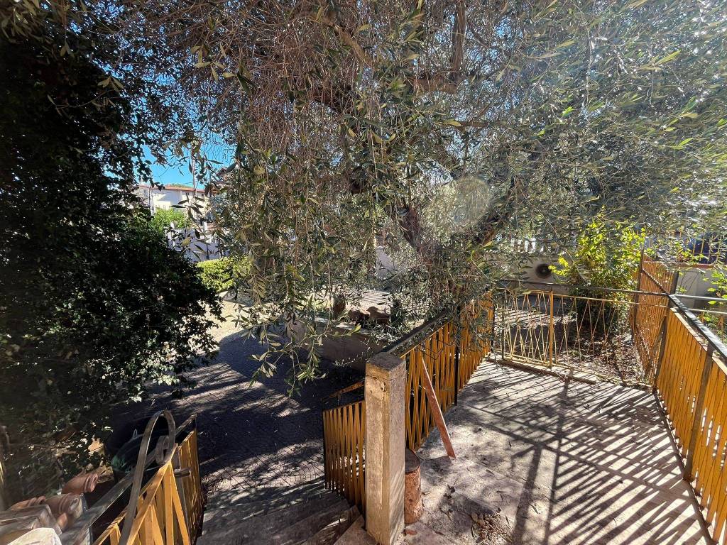 Villa a Mentana in Via Volturno - Foto 5