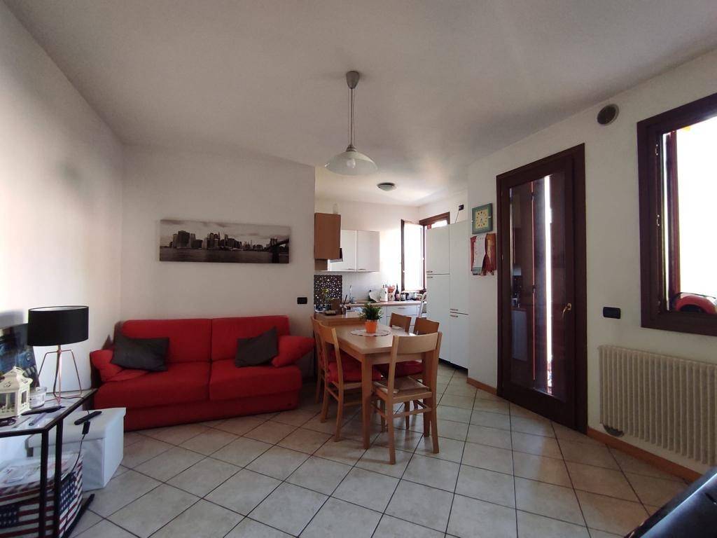 Appartamento a Montebelluna in Via Caonada, 10 - Foto 2