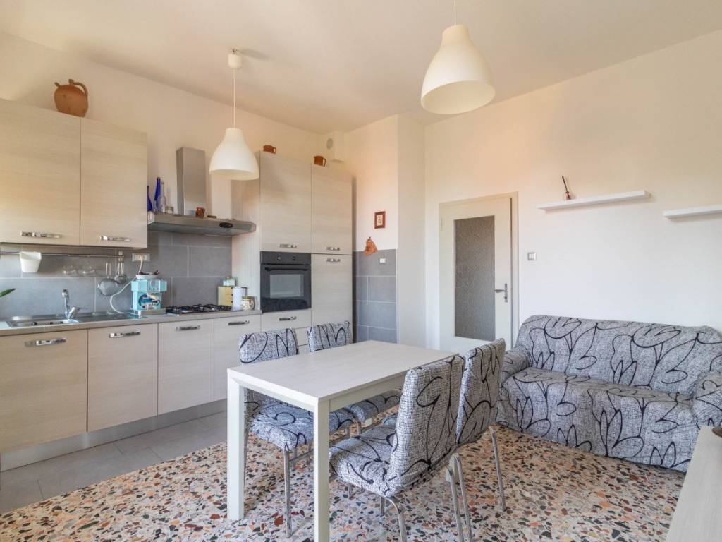 Appartamento a Casalecchio di reno in Via Isonzo - Foto 4