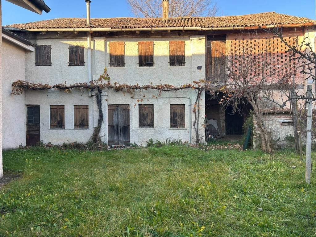 Rustico / casale a Fonte in Via Meneghetti - Foto 2