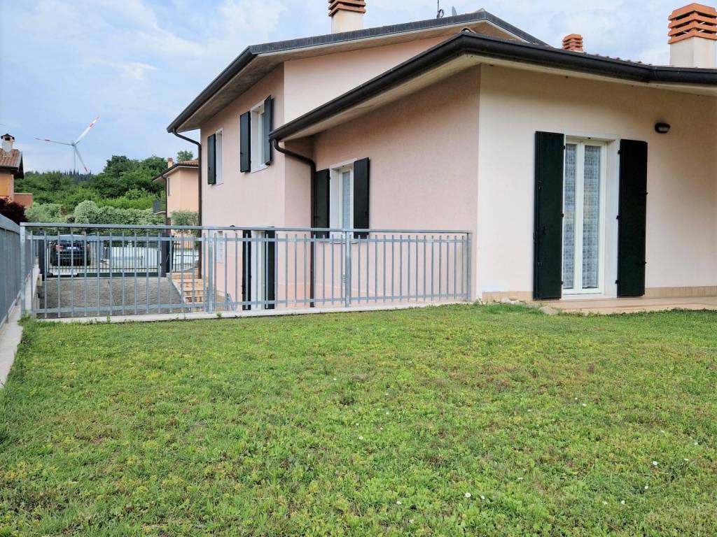 Villa a Affi in Via Don Giovanni Bosco, 14 - Foto 5