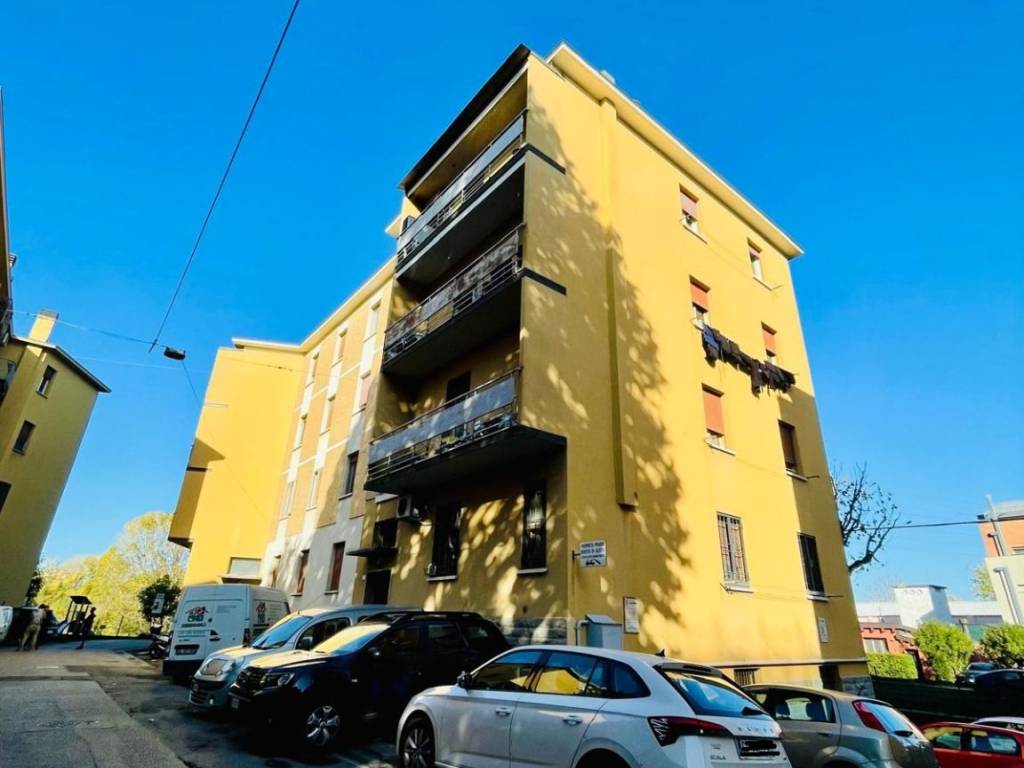 Appartamento a Bologna in Via Alessandro Menganti, 7 - Foto 2