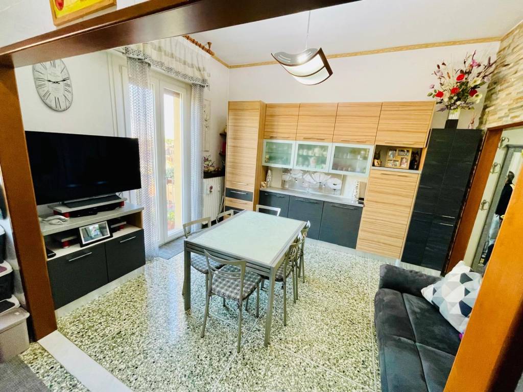 Appartamento a Bologna in Via Alessandro Menganti, 7 - Foto 4