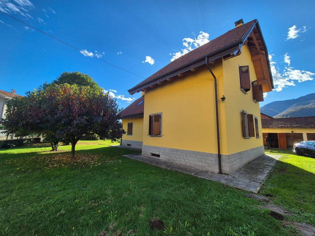 Villa a Quarona in Via Dante Alighieri, 3 - Foto 4