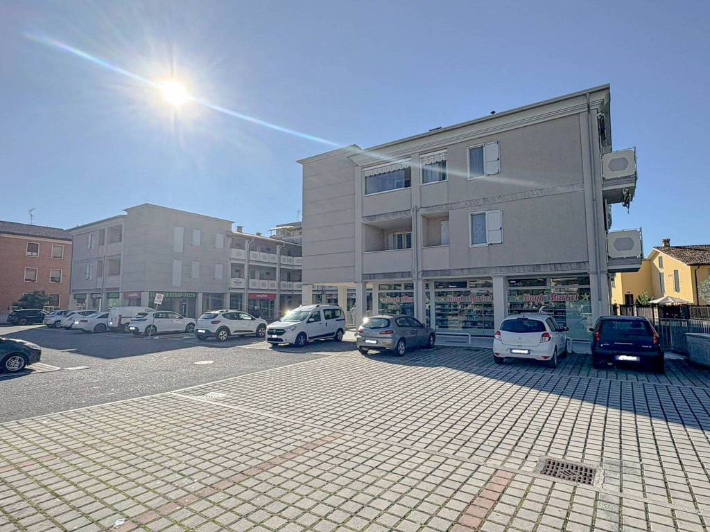 Appartamento a Montichiari in Via Mantova, 138 - Foto 4