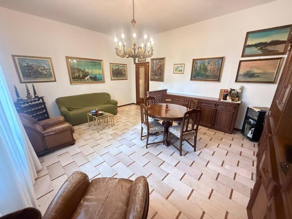 Appartamento a Cremona in Via Montello, 3 - Foto 2