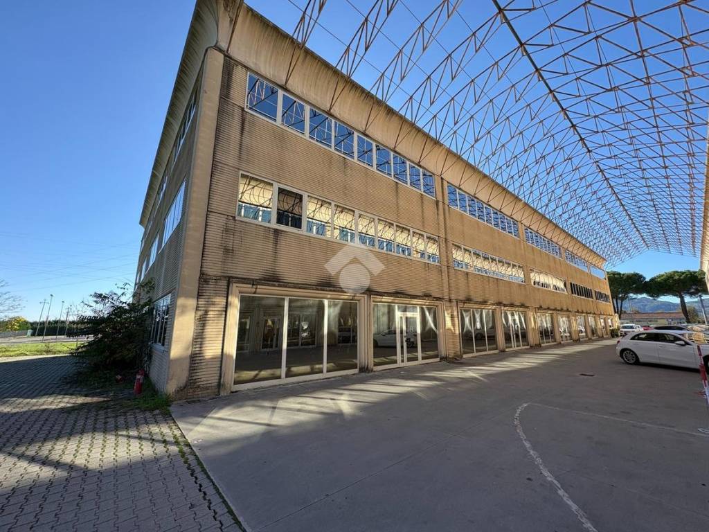 Immobile a Quarrata in Via Statale Fiorentina, 171 - Foto 4