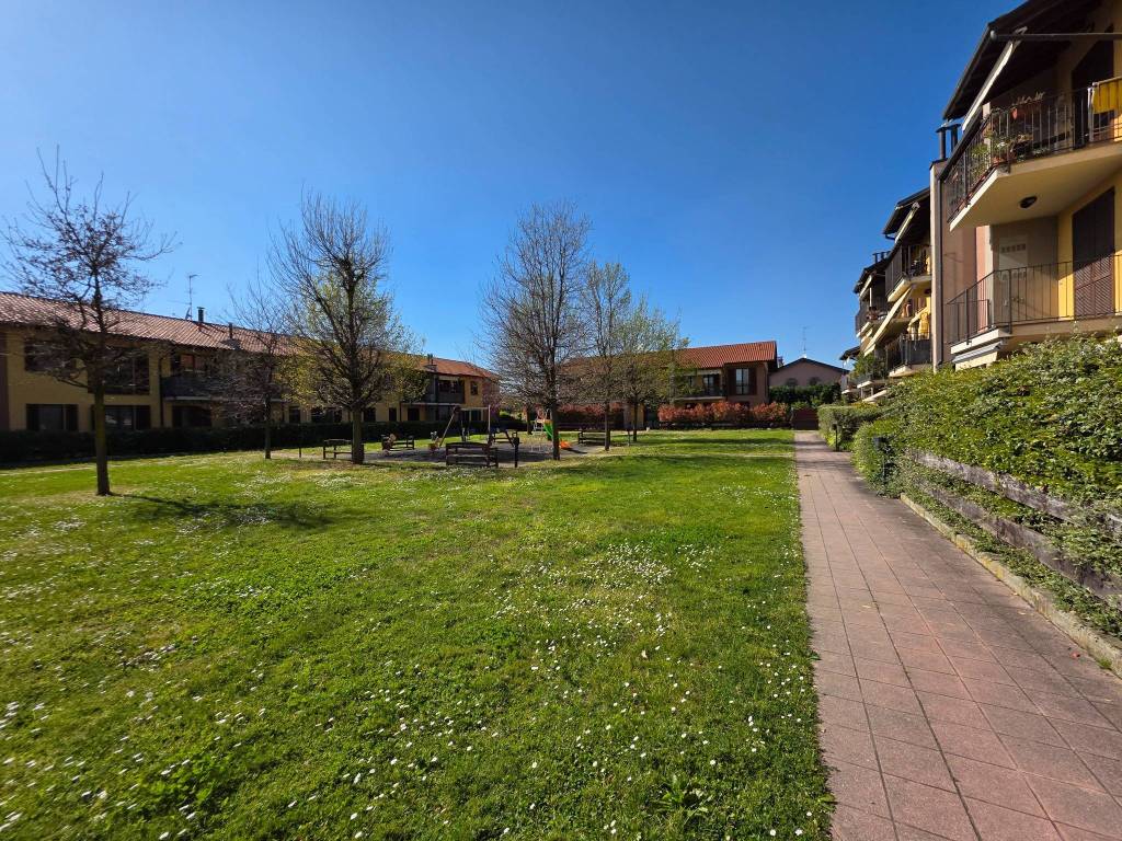 Appartamento a Robecco sul naviglio in Via Don Ottavio Sironi - Foto 3