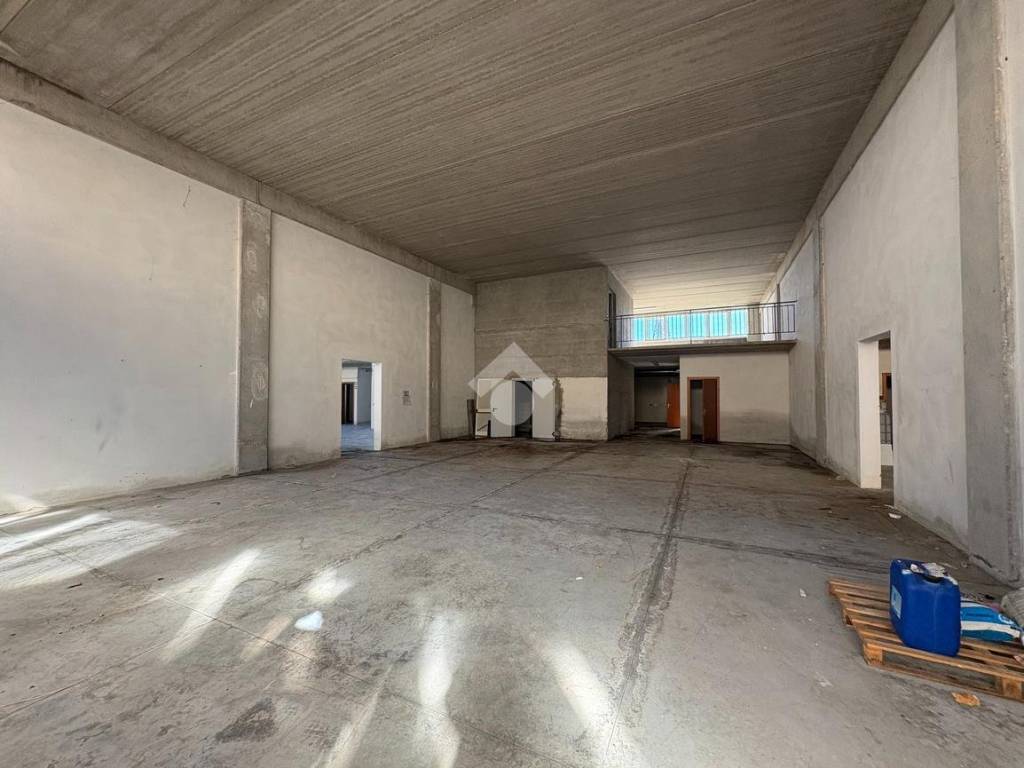 Immobile a Quarrata in Via Statale Fiorentina, 171 - Foto 4
