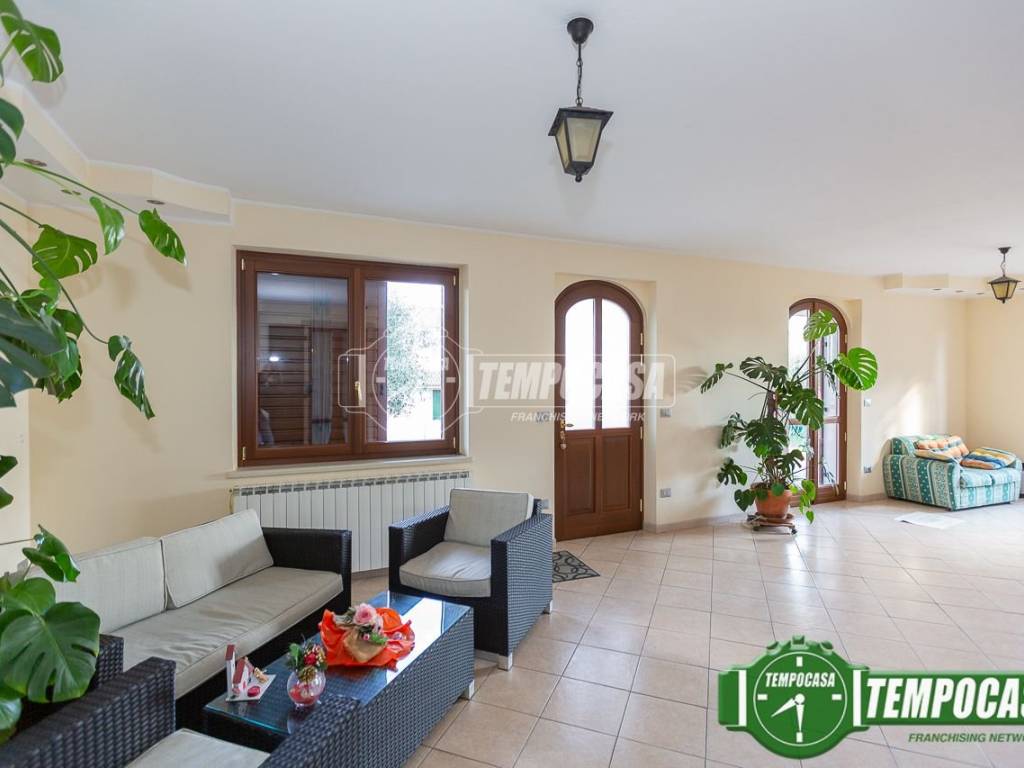 Villa a Bussolengo in Via Magenta - Foto 2