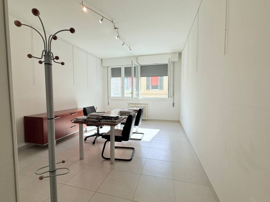 Appartamento a Ferrara in Via Borgo dei Leoni - Foto 3