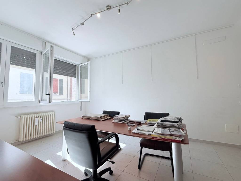 Appartamento a Ferrara in Via Borgo dei Leoni - Foto 4