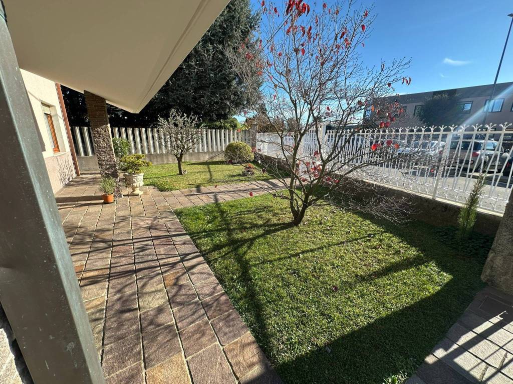 Villa a Limido comasco in Via Roma - Foto 3