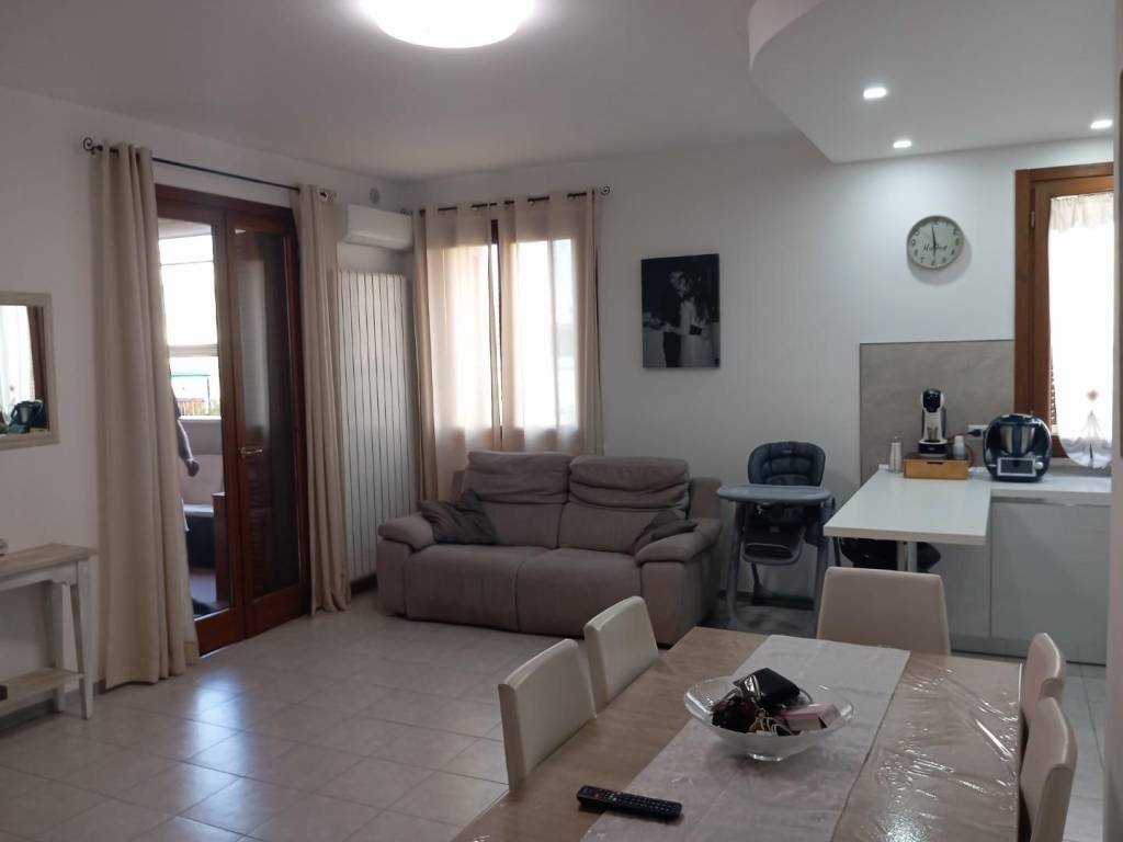 Appartamento a Poggibonsi in Via Pisana - Foto 3
