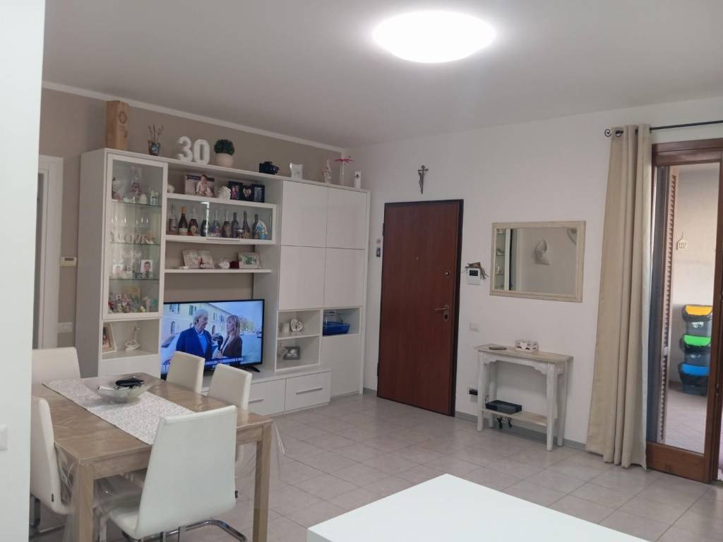 Appartamento a Poggibonsi in Via Pisana - Foto 5