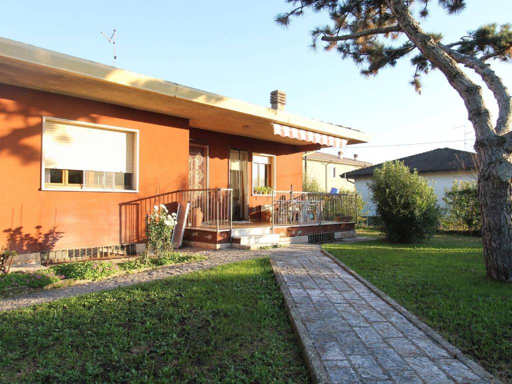 Villa a San bonifacio in Via Villabella - Foto 4