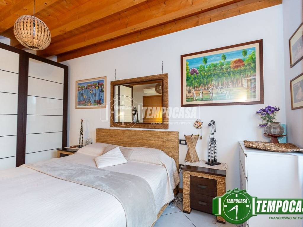 Casa indipendente a Bussolengo in Localita' Ca' di Mezzo - Foto 3