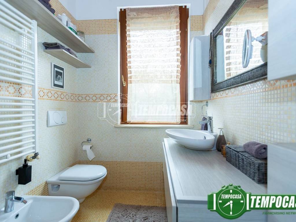 Casa indipendente a Bussolengo in Localita' Ca' di Mezzo - Foto 5