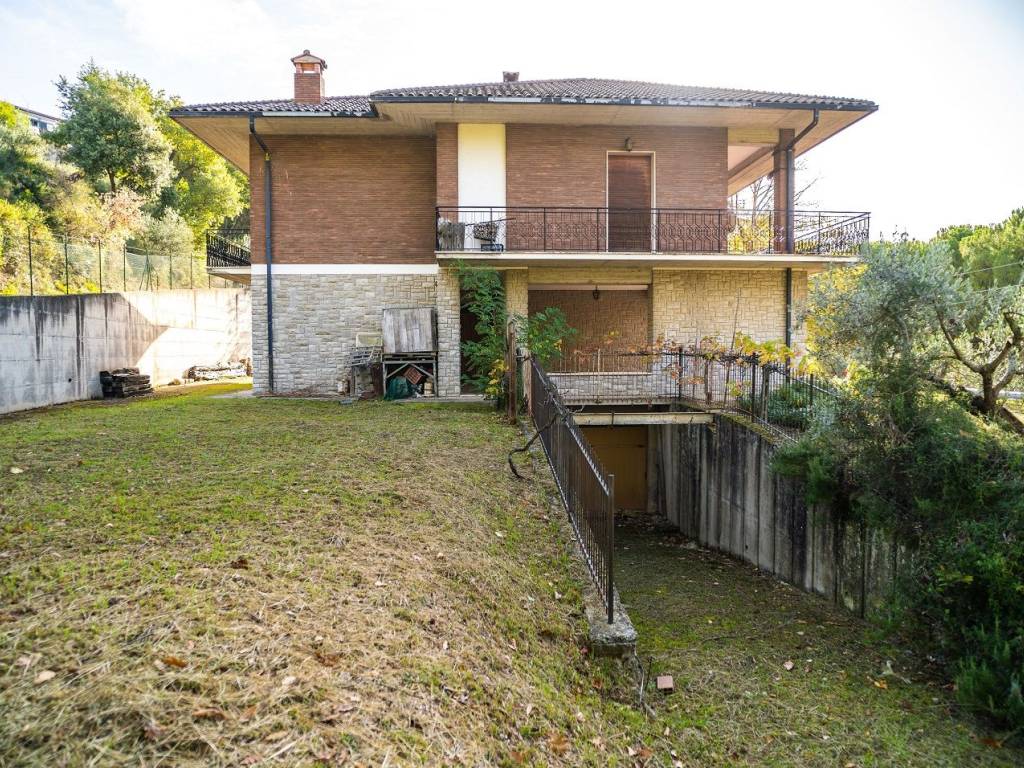 Villa a Gualdo cattaneo in Via Edoardo Cattaneo - Foto 5