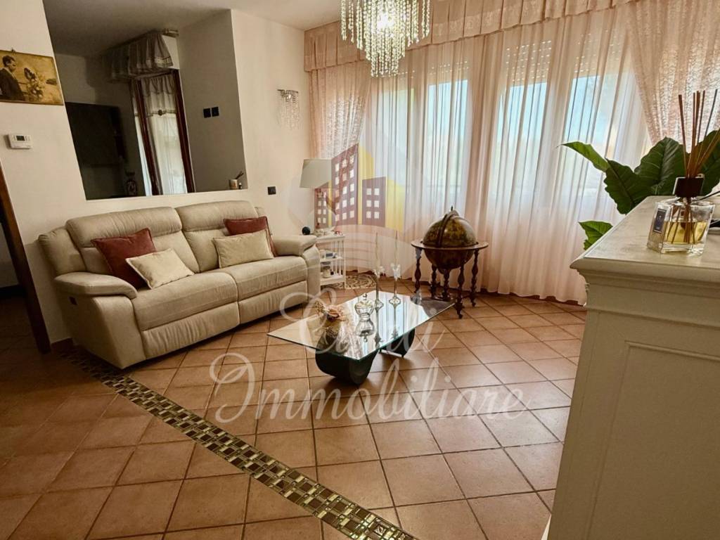 Appartamento a Piombino in Via Giovanni Lerario, 8 - Foto 5