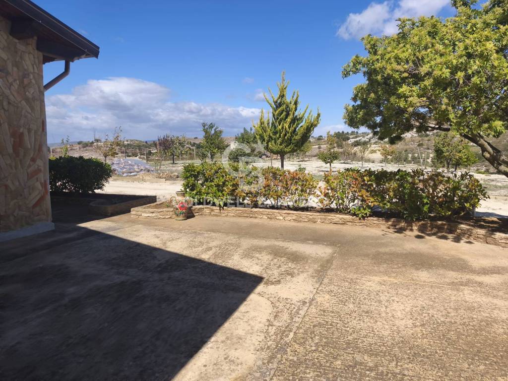 Villa a Caltagirone in contrada belladonna - Foto 2