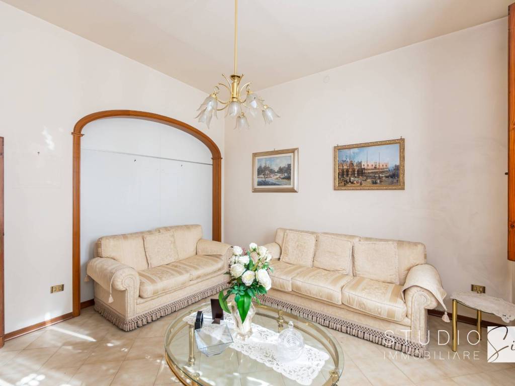 Casa indipendente a Pistoia in Via Martiri della Fortezza - Foto 4
