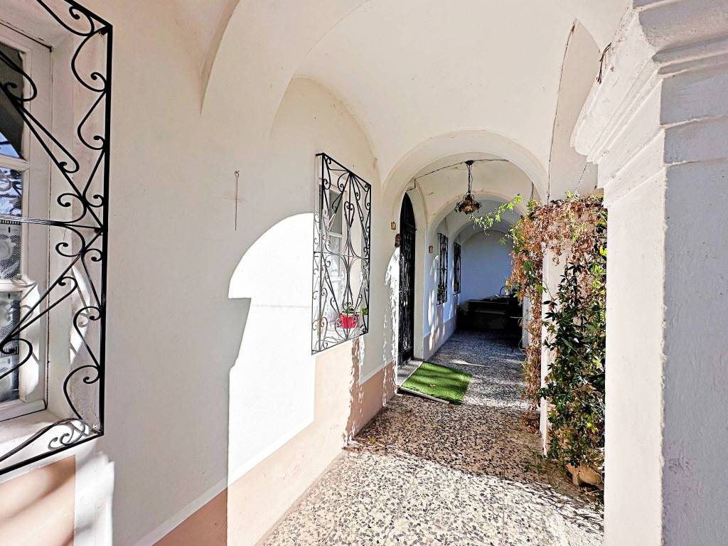 Villa a Serravalle sesia in Via Dottor Secondino Mazzone, 21 - Foto 4