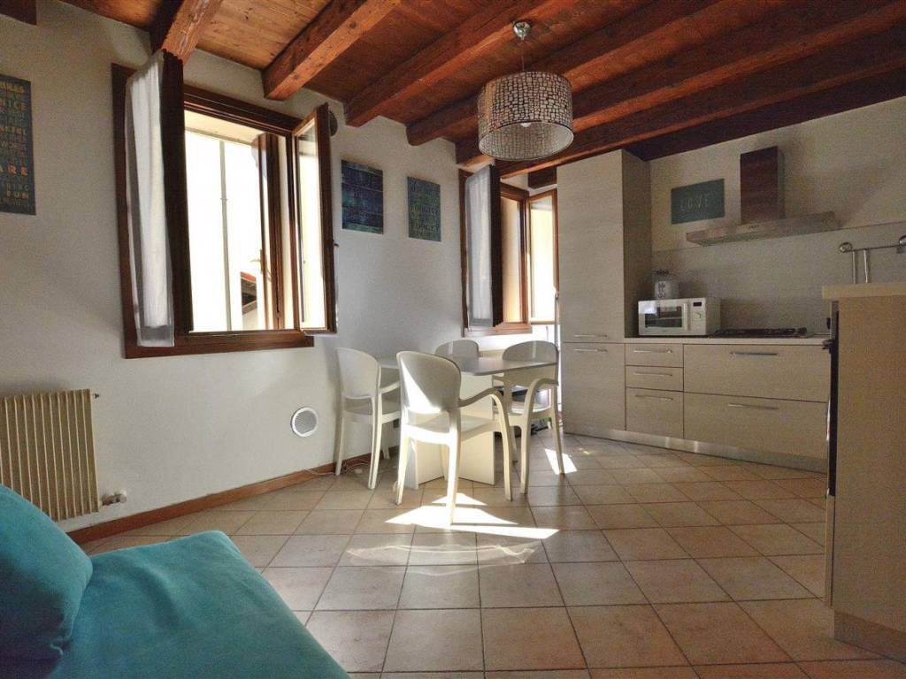Appartamento a Vicenza in Contra' Porta Santa Lucia - Foto 2