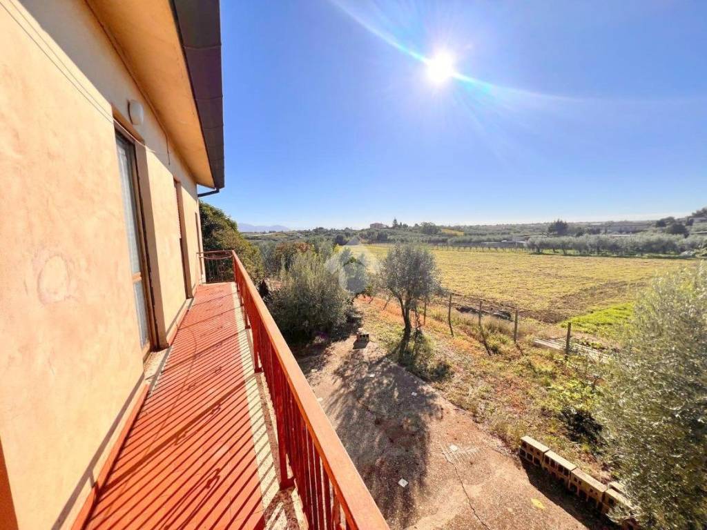Casa indipendente a Velletri in Via Campoleone - Foto 3