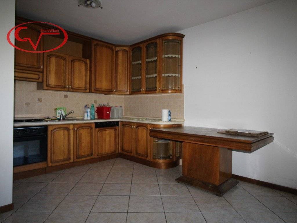 Appartamento a Cavriglia in Via Giuseppe Di Vittorio - Foto 4