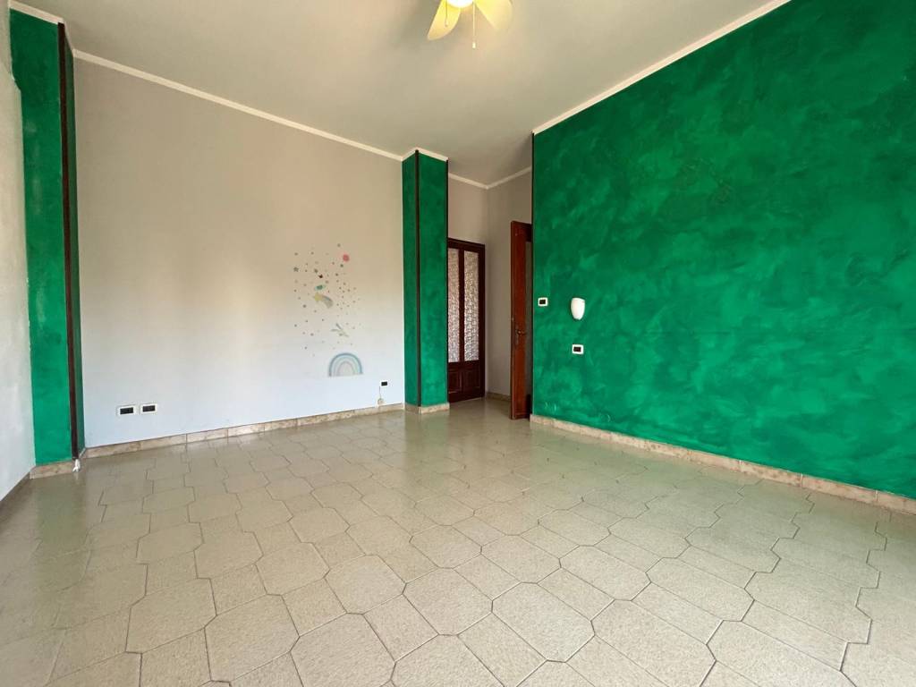 Appartamento a Nichelino in Via Stupinigi, 41 - Foto 2
